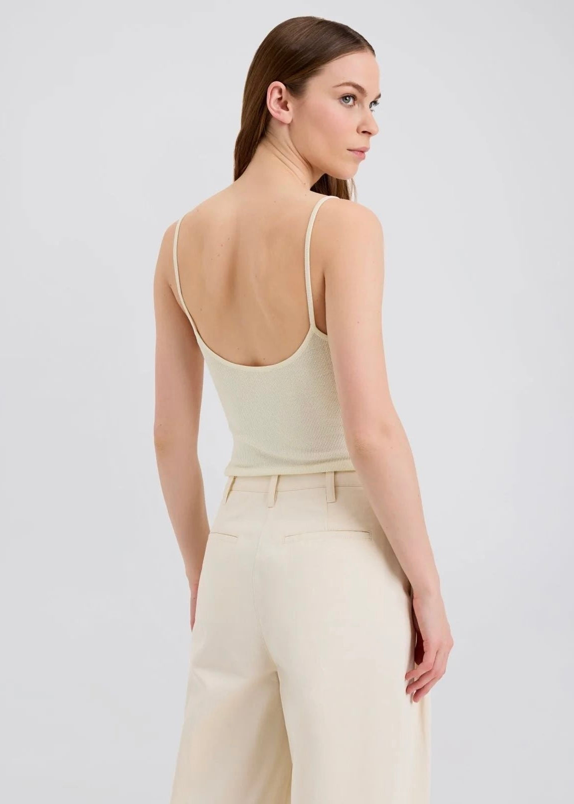 TOP BEIGE