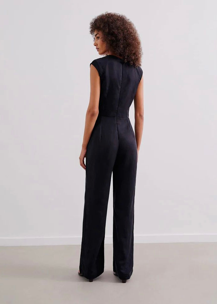 JUMPER NEGRO