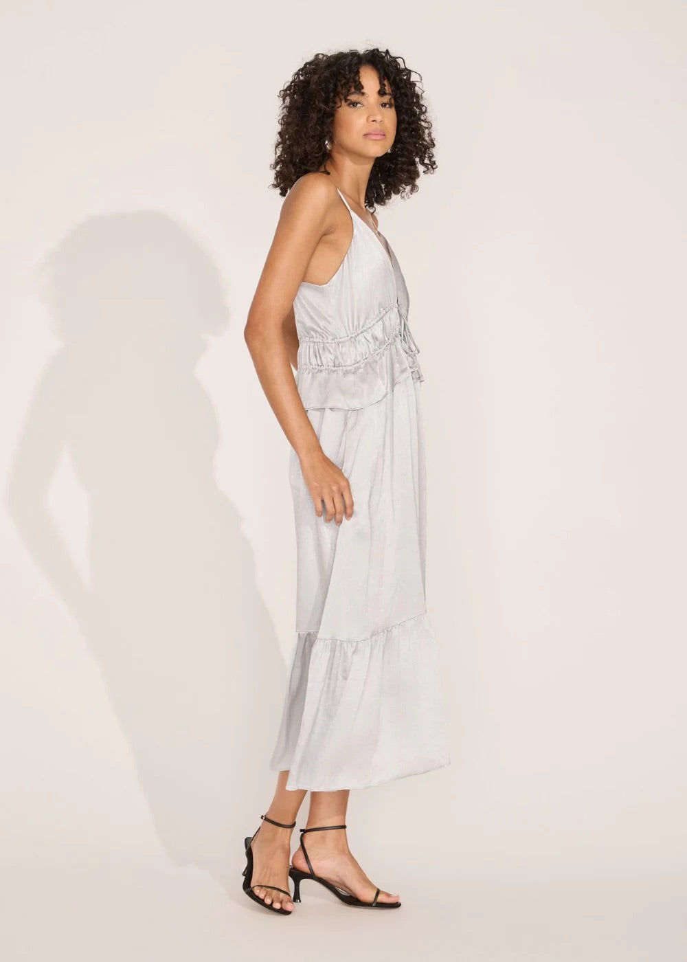 VESTIDO PLATEADO