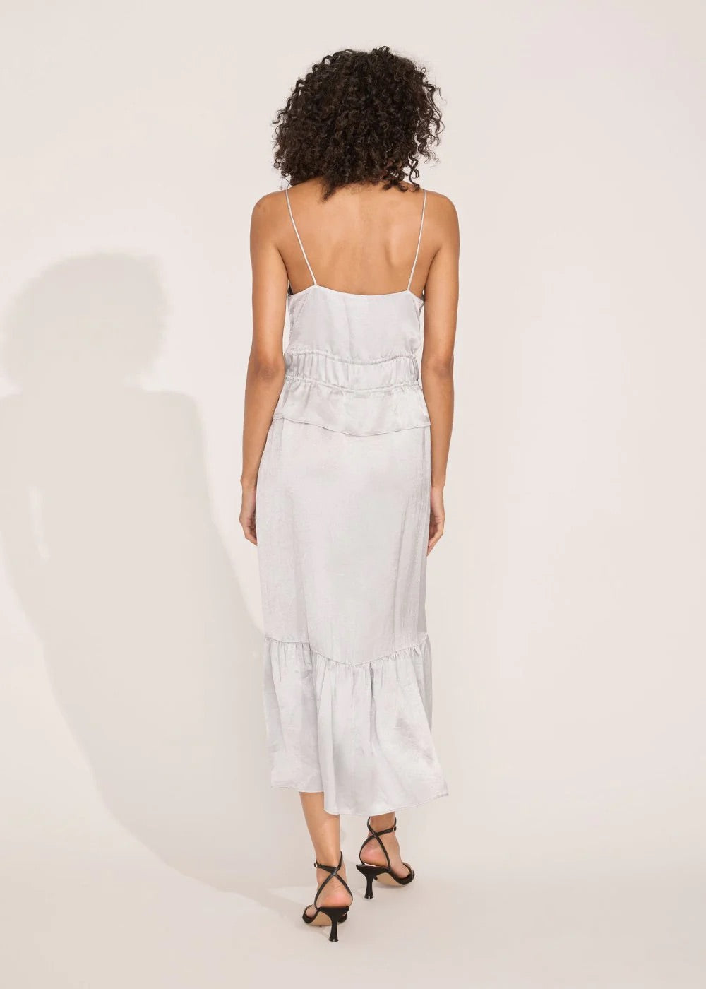 VESTIDO PLATEADO