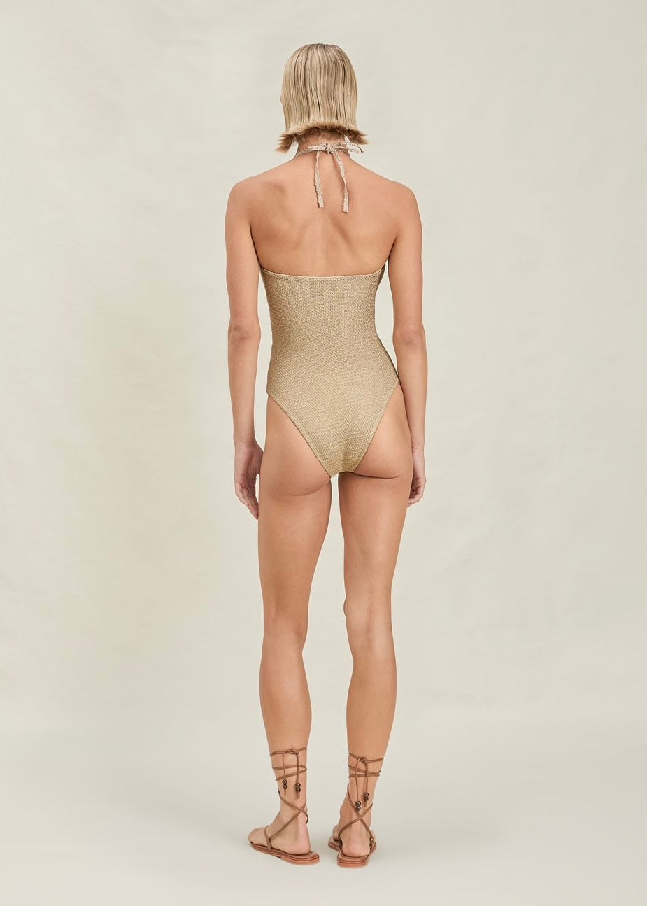 ONE PIECE ESCOTADO DORADO