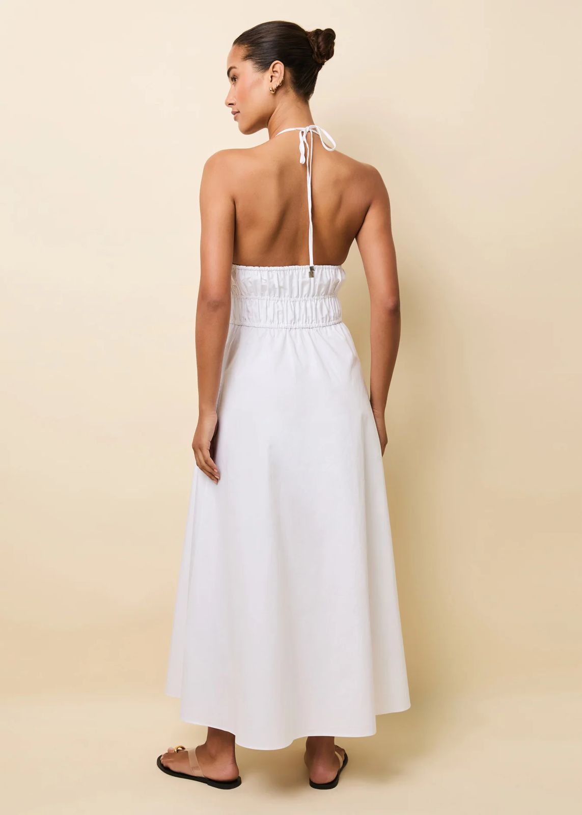 VESTIDO DRAPEADO HALTER ESCOTADO