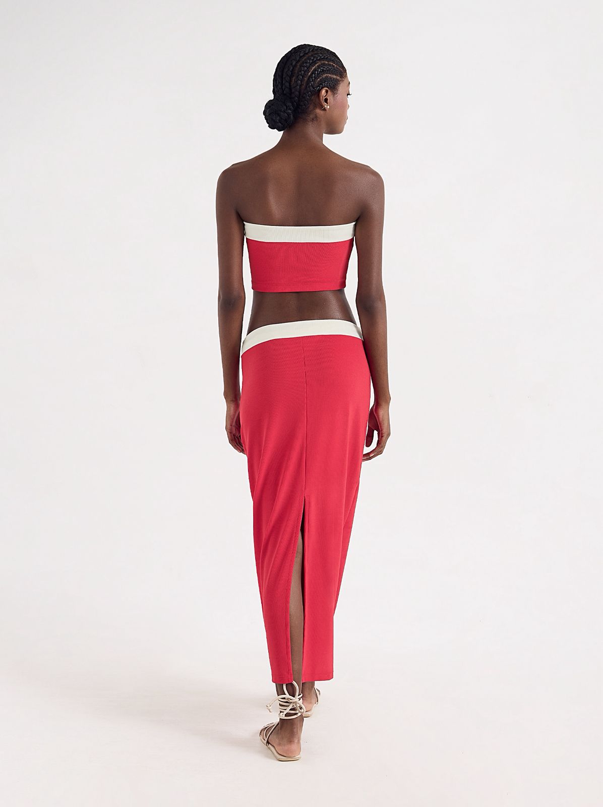 SET FALDA LARGA CON TOP ROJO CON BLANCO