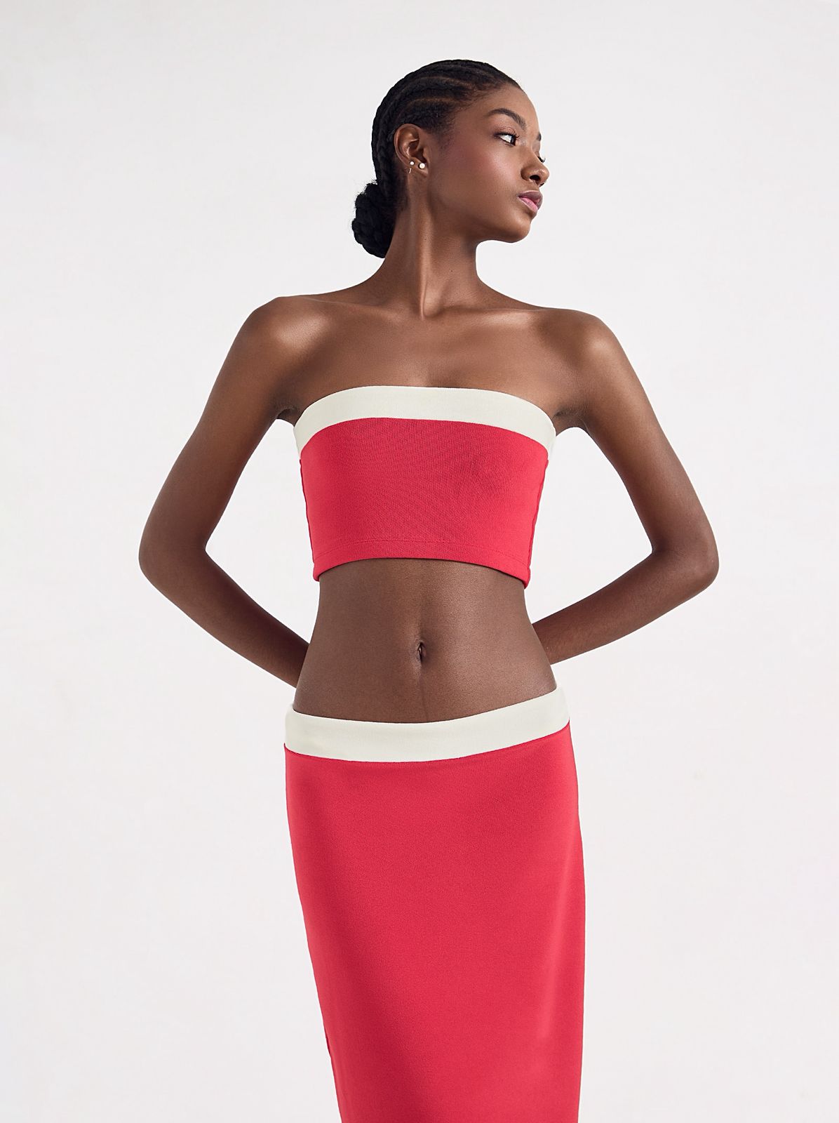 SET FALDA LARGA CON TOP ROJO CON BLANCO