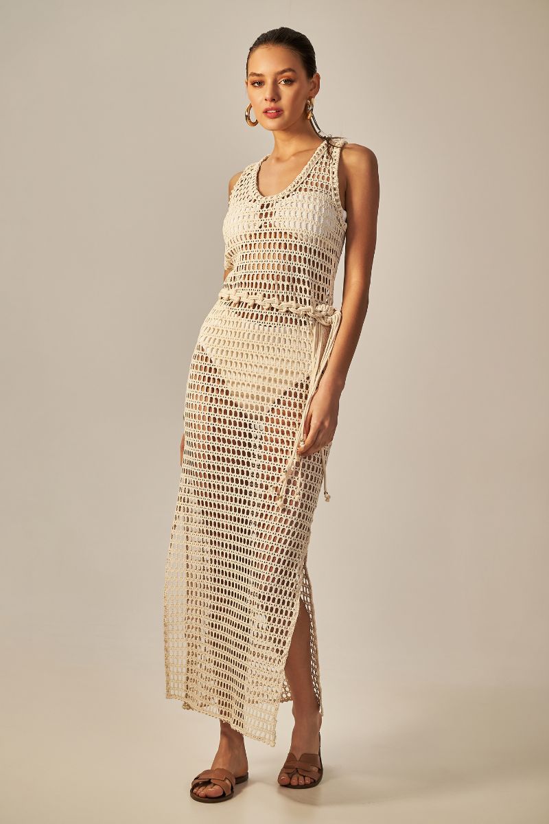 VESTIDO LARGO DE RED CON CINTURÓN