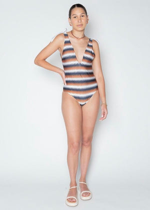 ONE PIECE ZIGZAG REVERSIBLE