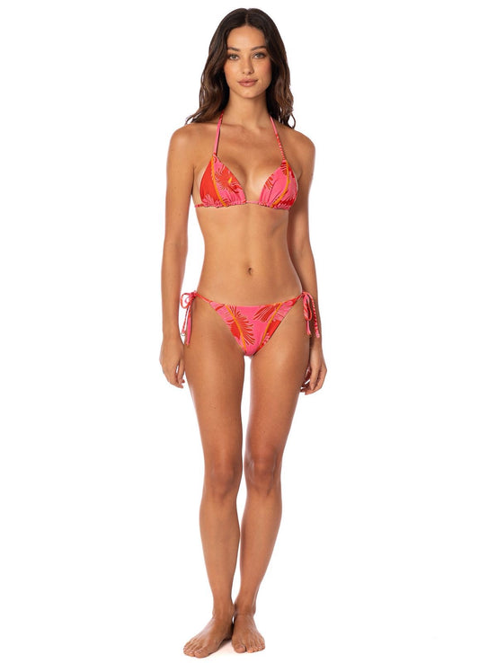 BIKINI ROSA CON FLORES ROJAS