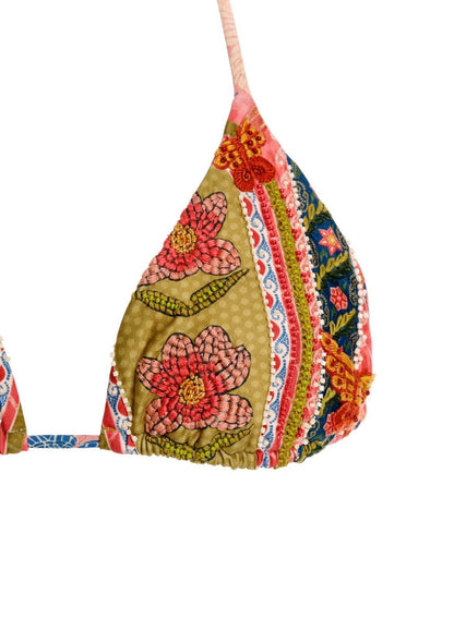 BIKINI VERDE Y ROSA CON DETALLES DE FLORES BORDADO ARTESANAL