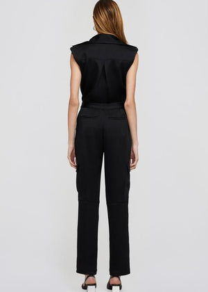 JUMPER HOMBRERAS NEGRO