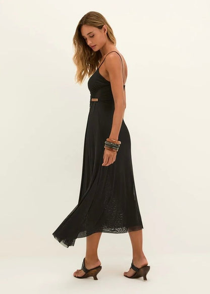 VESTIDO NEGRO LARGO CON DETALLE