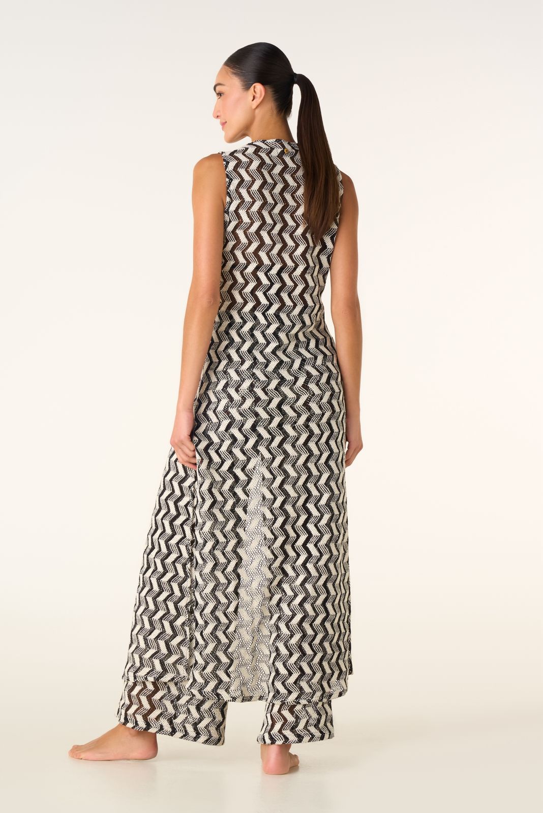 SET PANTALÓN Y COVER UP ZIG ZAG NEGRO Y BEIGE TEJIDO