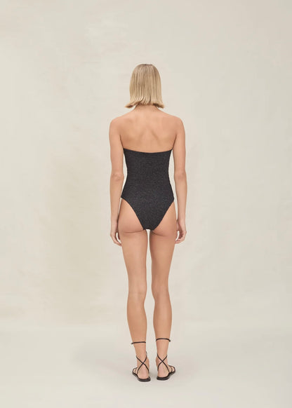 ONE PIECE NEGRO ESCOTADO