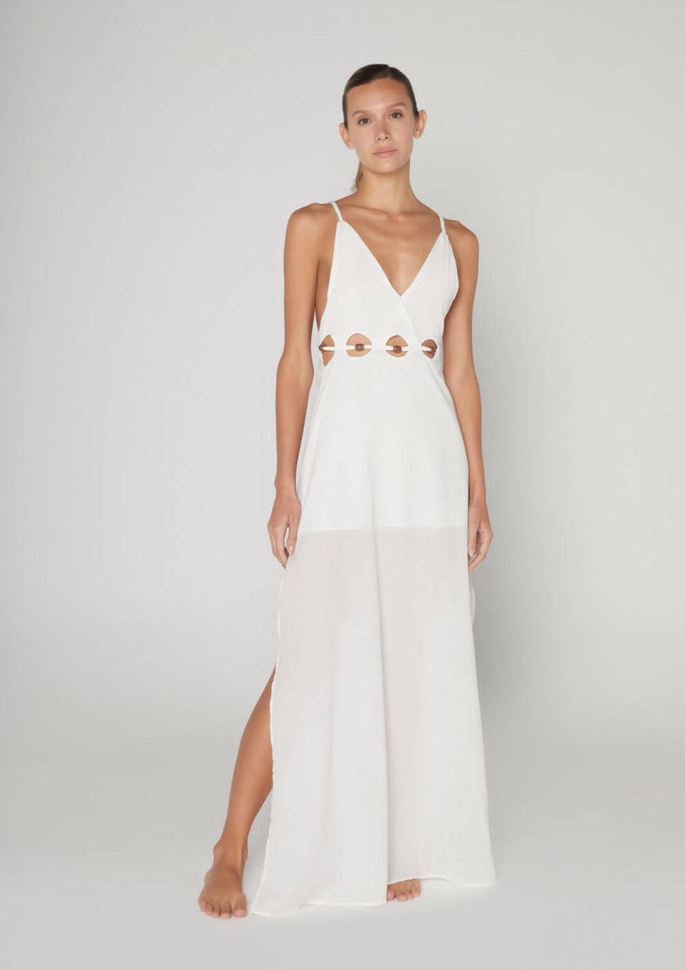 VESTIDO LARGO CON DETALLES