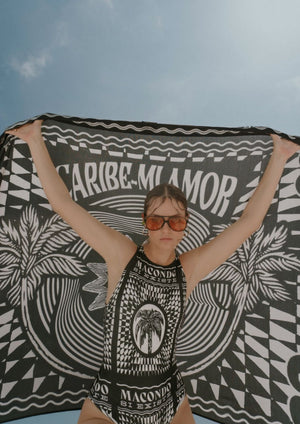 PAREO CARIBE NEGRO