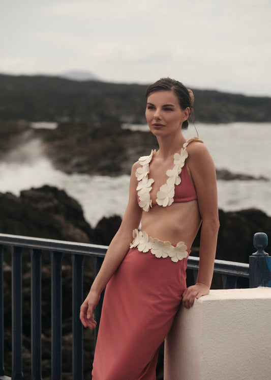 FALDA ROSA CON FLORES