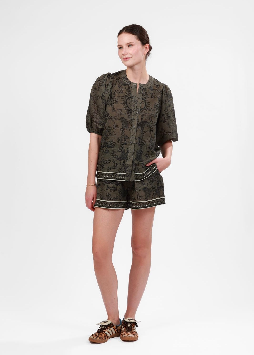 SET SHORT VERDE MILITAR