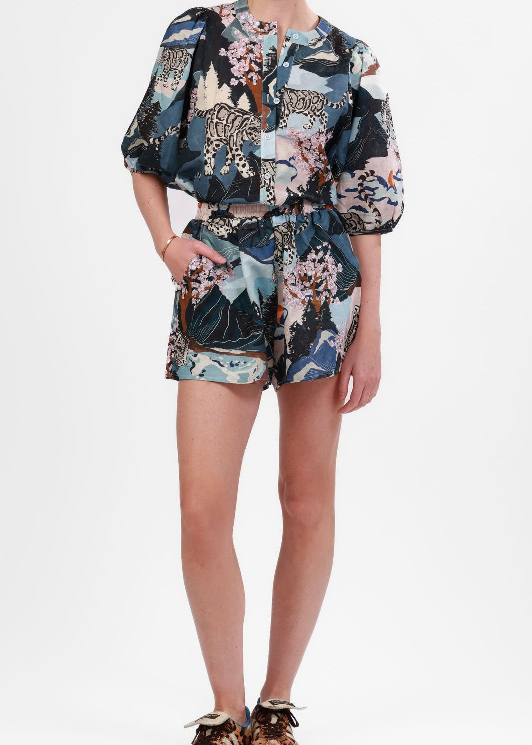 SET SHORT LEOPARDO