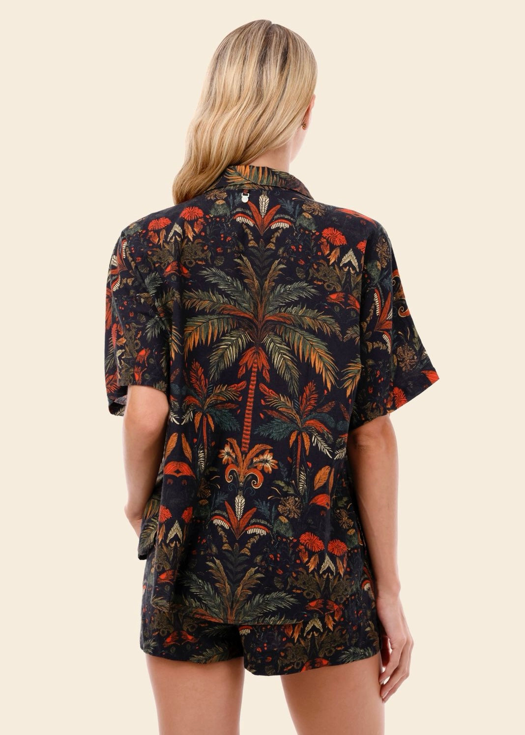 SET NEGRO CON PALMERAS VERDE