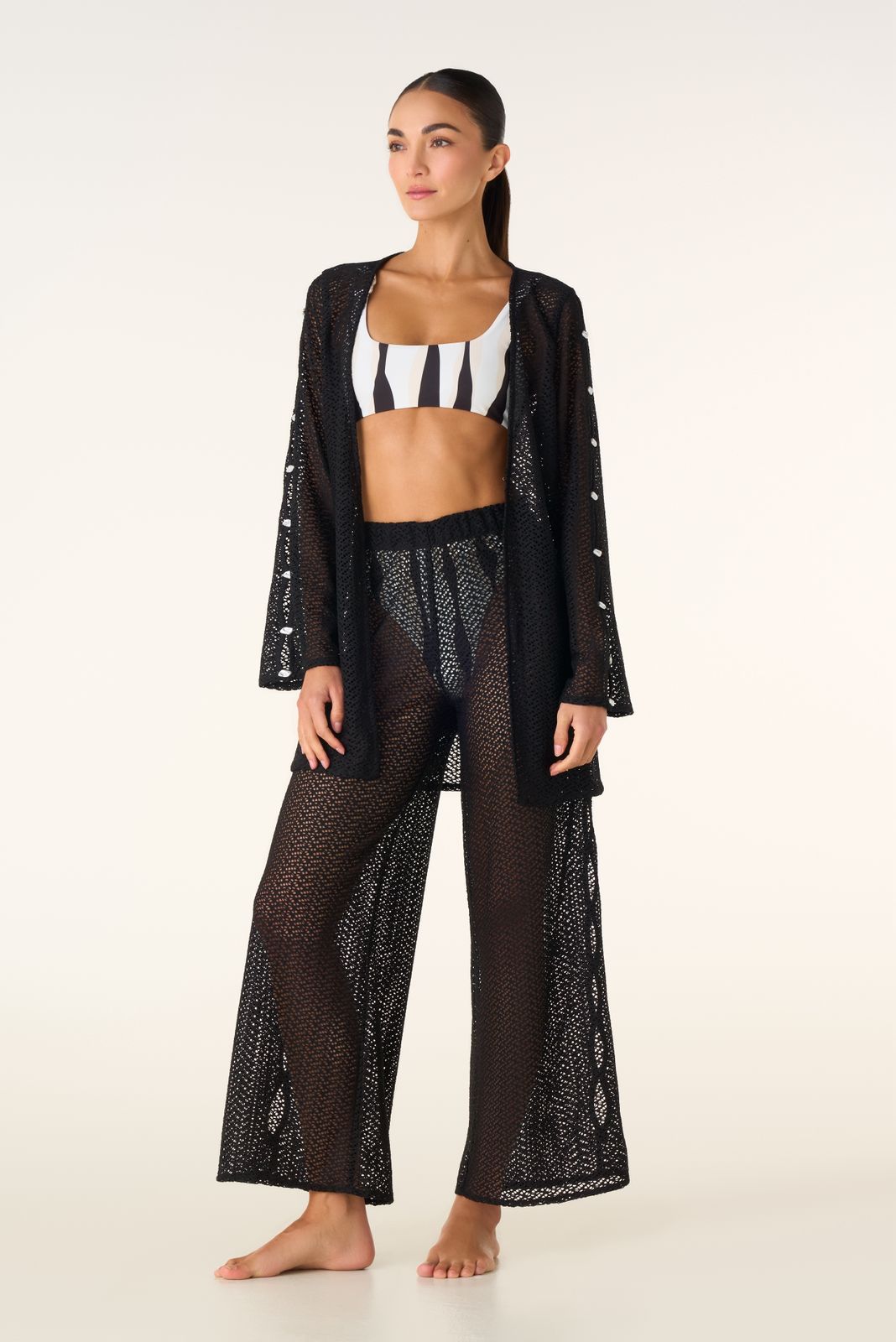 SET NEGRO CALADO CON PANTALÓN Y COVER UP