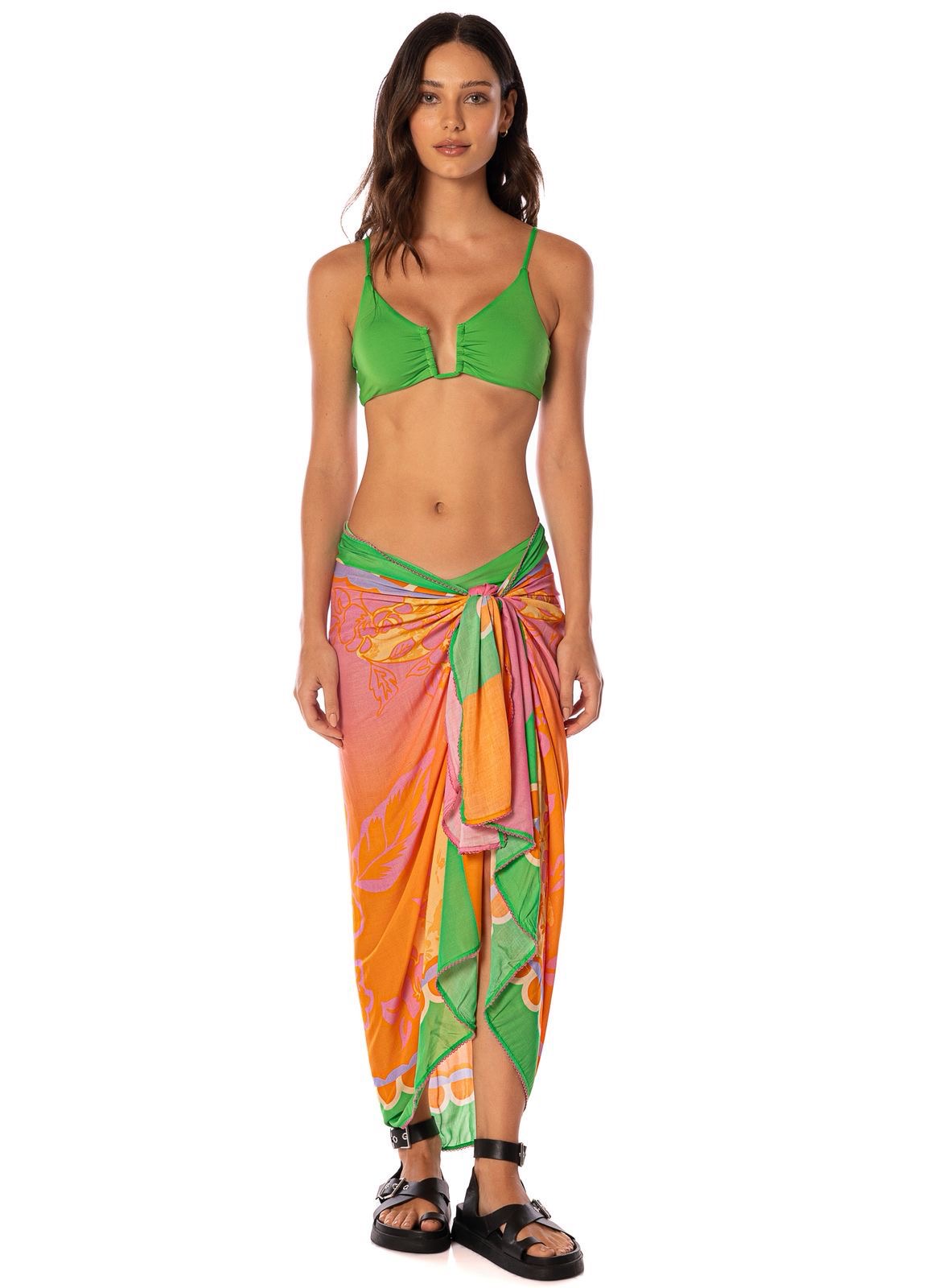 PAREO VERDE CON NARANJA ESTAMPADO