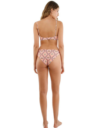 BIKINI MELÓN CON OLÁN